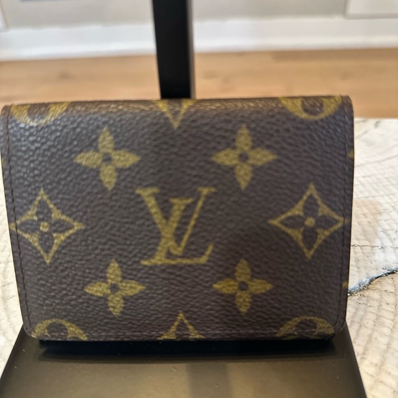 Louis Vuitton Handbags - Authentic Louis Vuitton Monogram Card Wallet